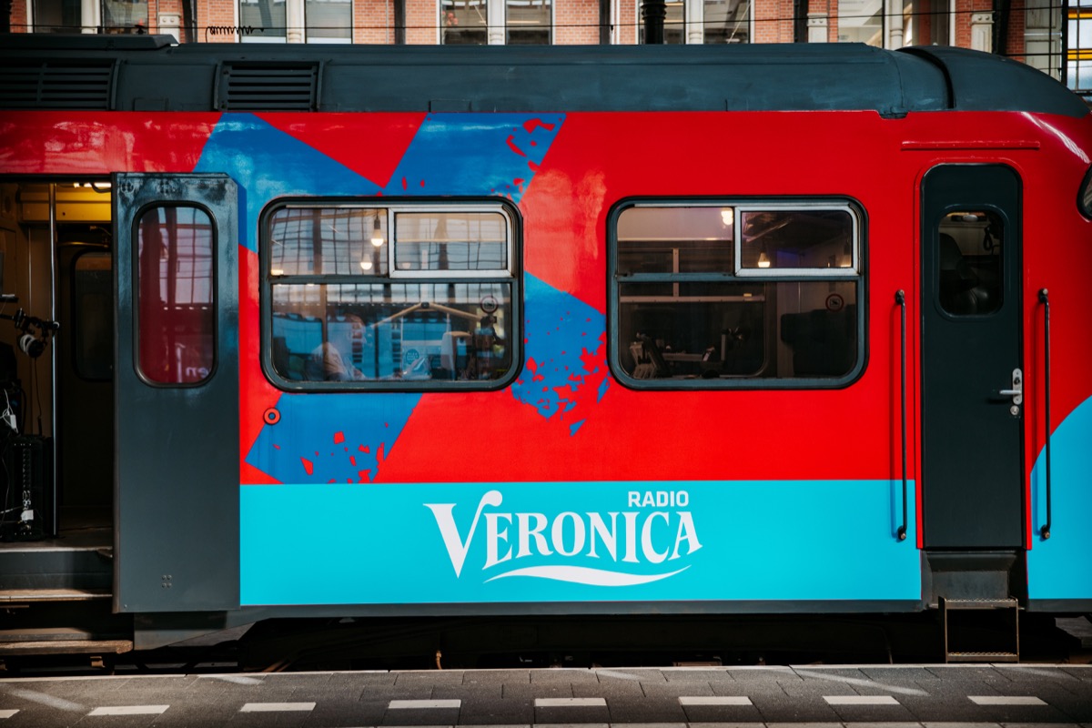 Veronica Express rijdt door Nederland